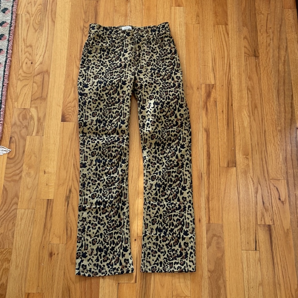 J CREW Size 23 Kick Out Mid Rise Crop Pants in Leopard print, worn once